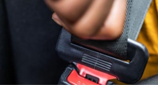 Seat Belts Mandatory for All Expressway Passengers